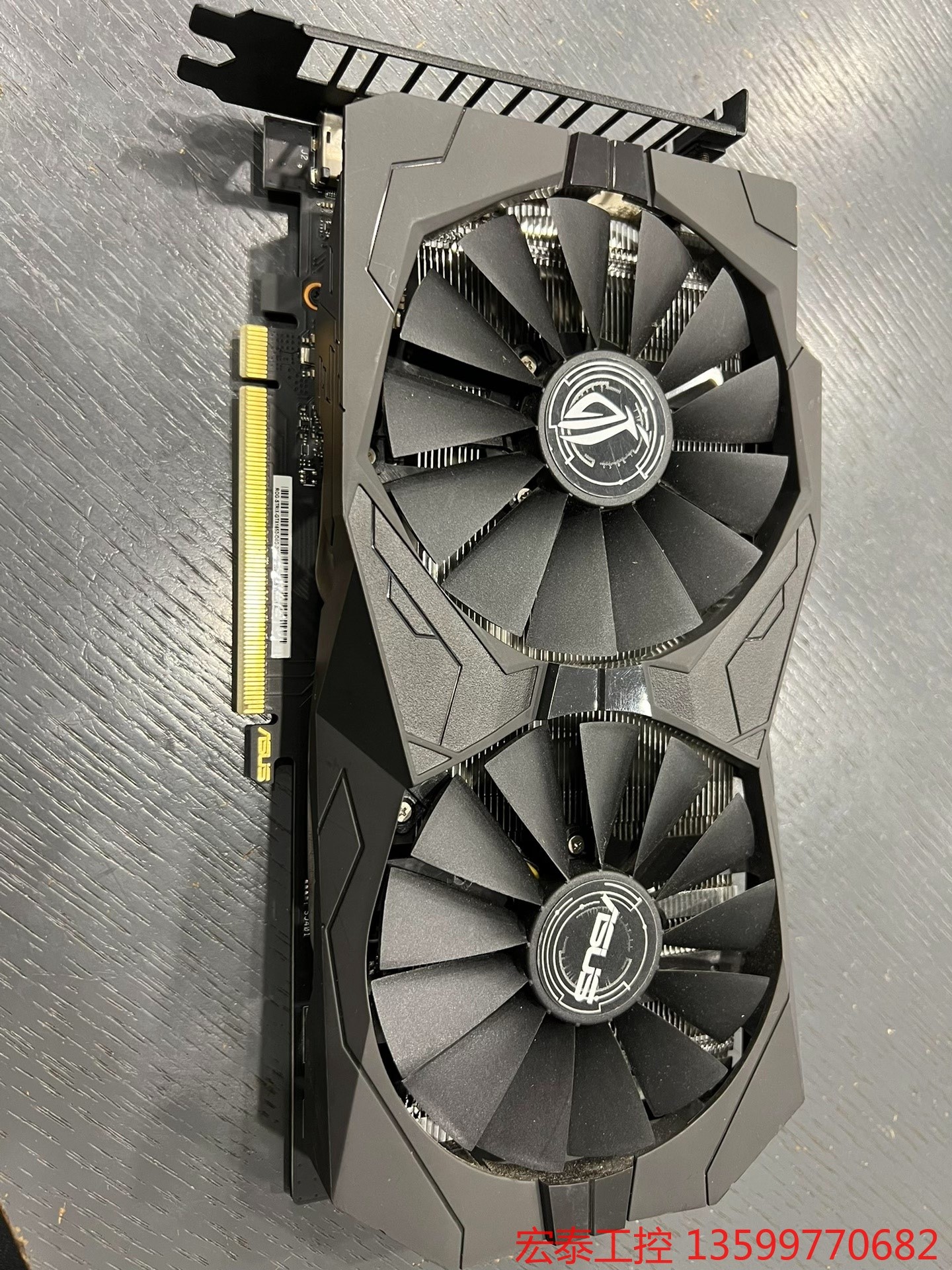 华硕gtx1650 4g猛禽显卡，成色如图，需6p供电，侧面电