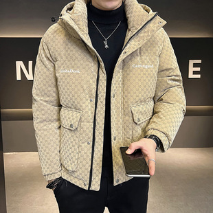 羽绒服男短款冬季2025新款潮牌立领印花痞帅轻薄加厚男士冬装外套
