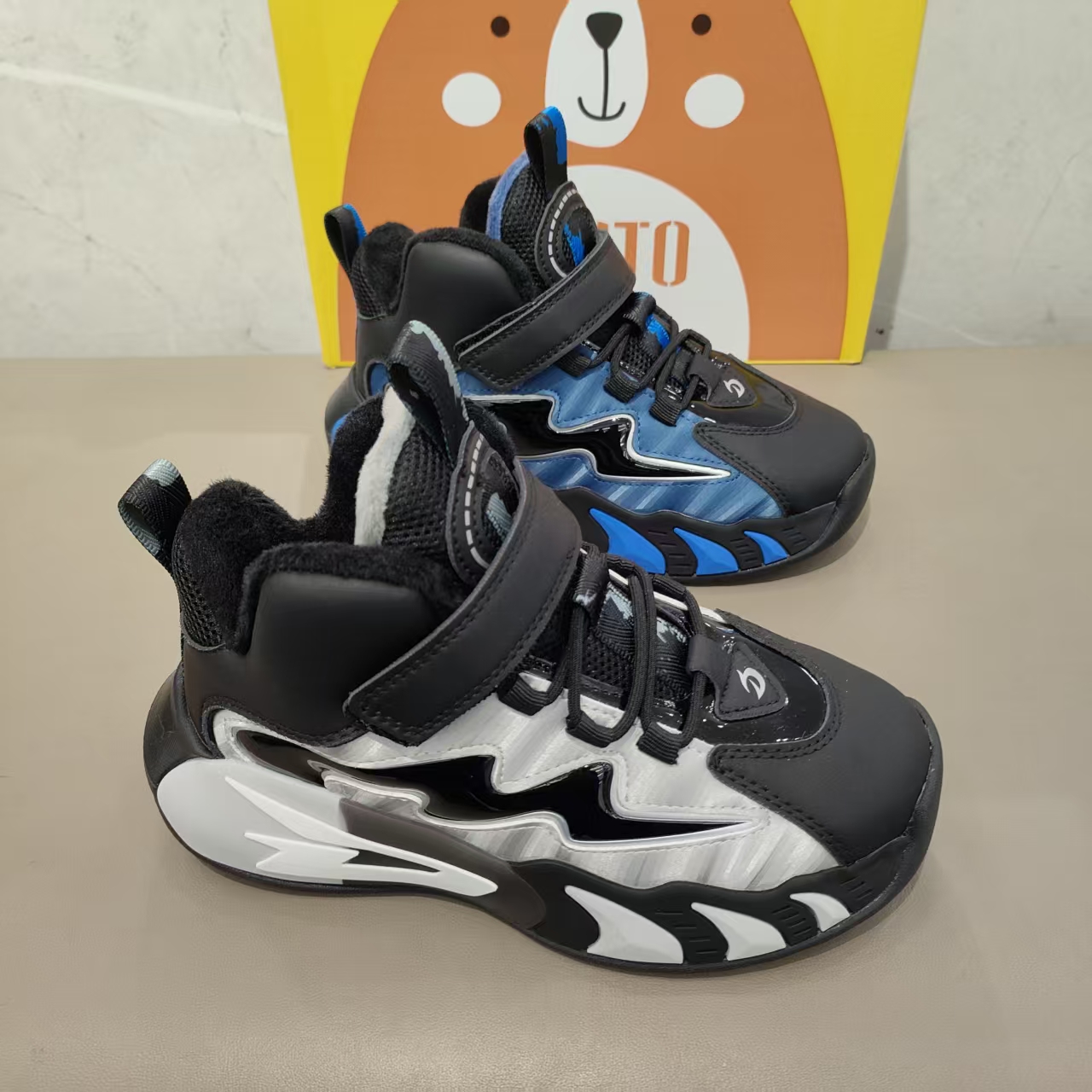 大东童鞋加绒篮球鞋2025冬季新款时尚男童舒适轻便运动鞋1605