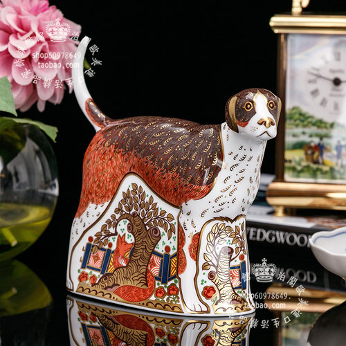 英国Royal Crown Derby 2006 伊万里猎犬 foxhound 镇纸骨瓷摆件
