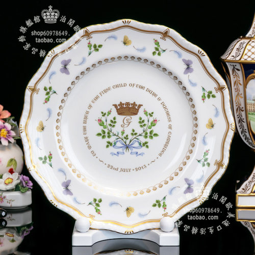 英国RoyalCrownDerby弥月瓷盘
