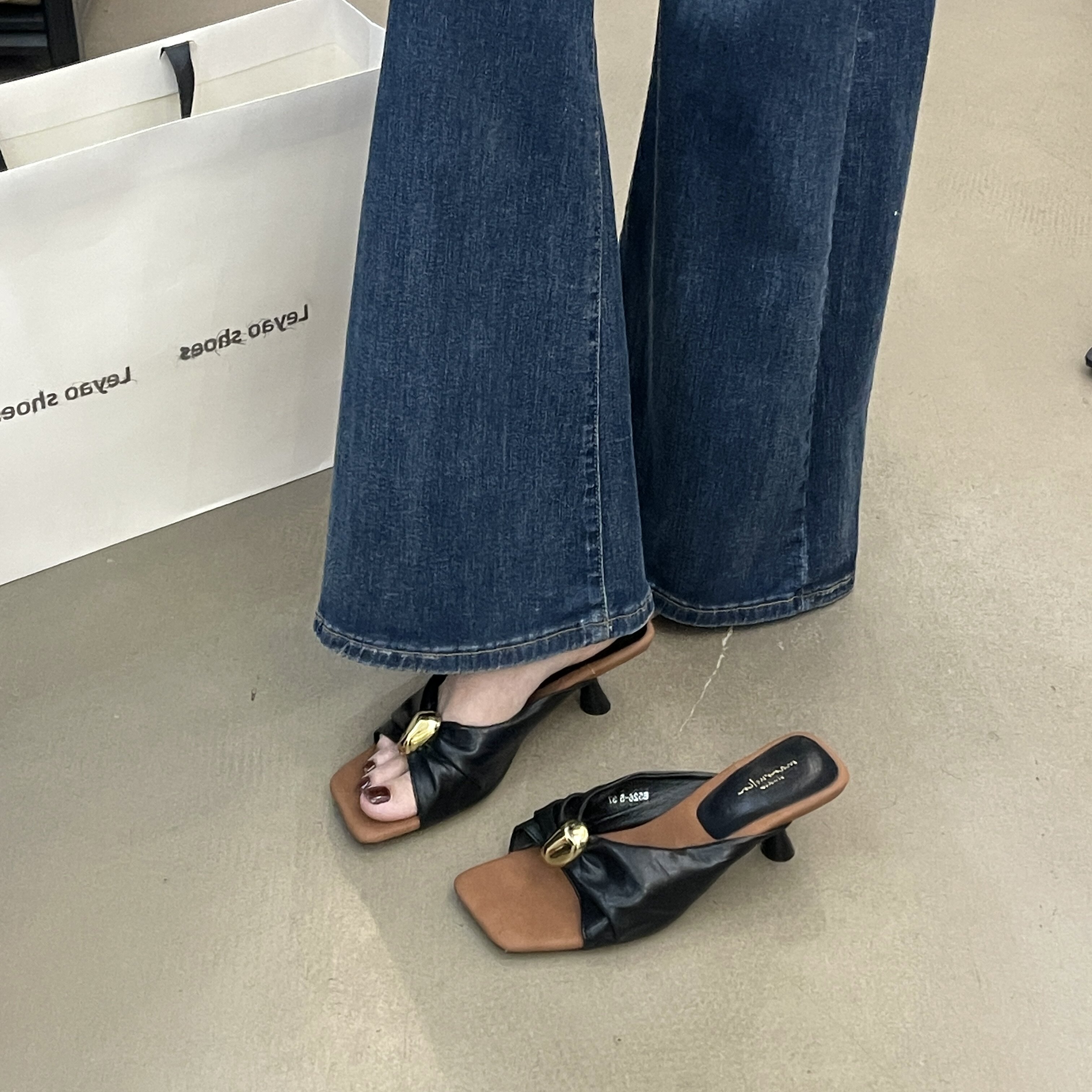 韩版方头金属扣细高跟凉拖女夏