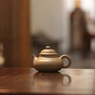 四季沫 黄龙山原矿老段泥容天紫砂壶  敦厚圆润容万物 茶人专用器