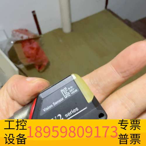 华创科技基恩士IV2-G500CA视觉传感器，，带4个补