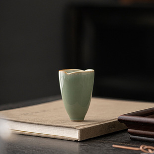 复古青瓷茶杯功夫茶具创意纯手工家居小号闻香杯喝茶主人杯品茗杯