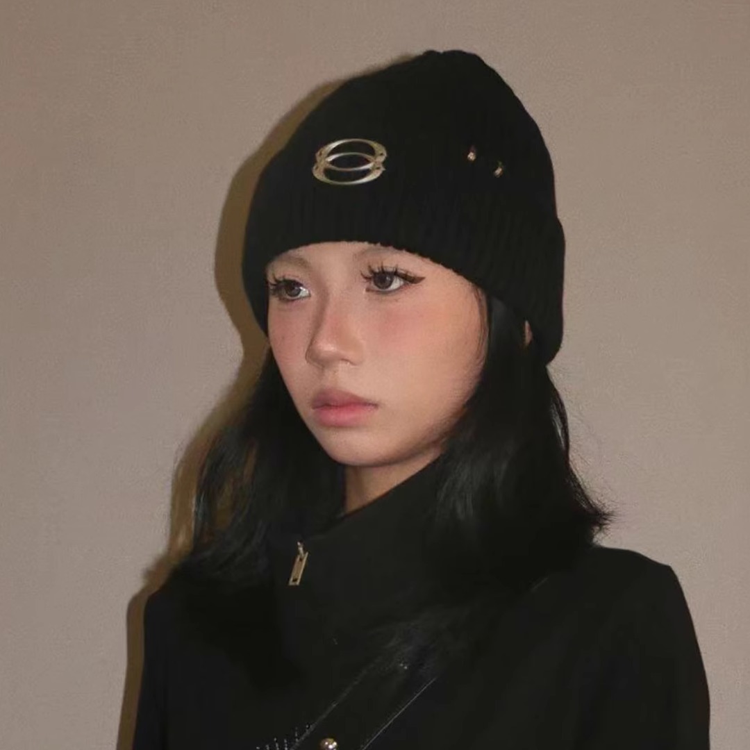 美式复古破洞铆钉针织帽女秋冬保暖护耳毛线帽百搭套头瓜皮冷帽男
