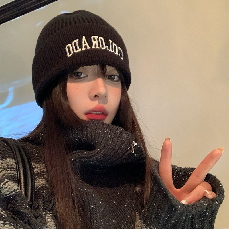 刺绣字母毛线帽女显脸小