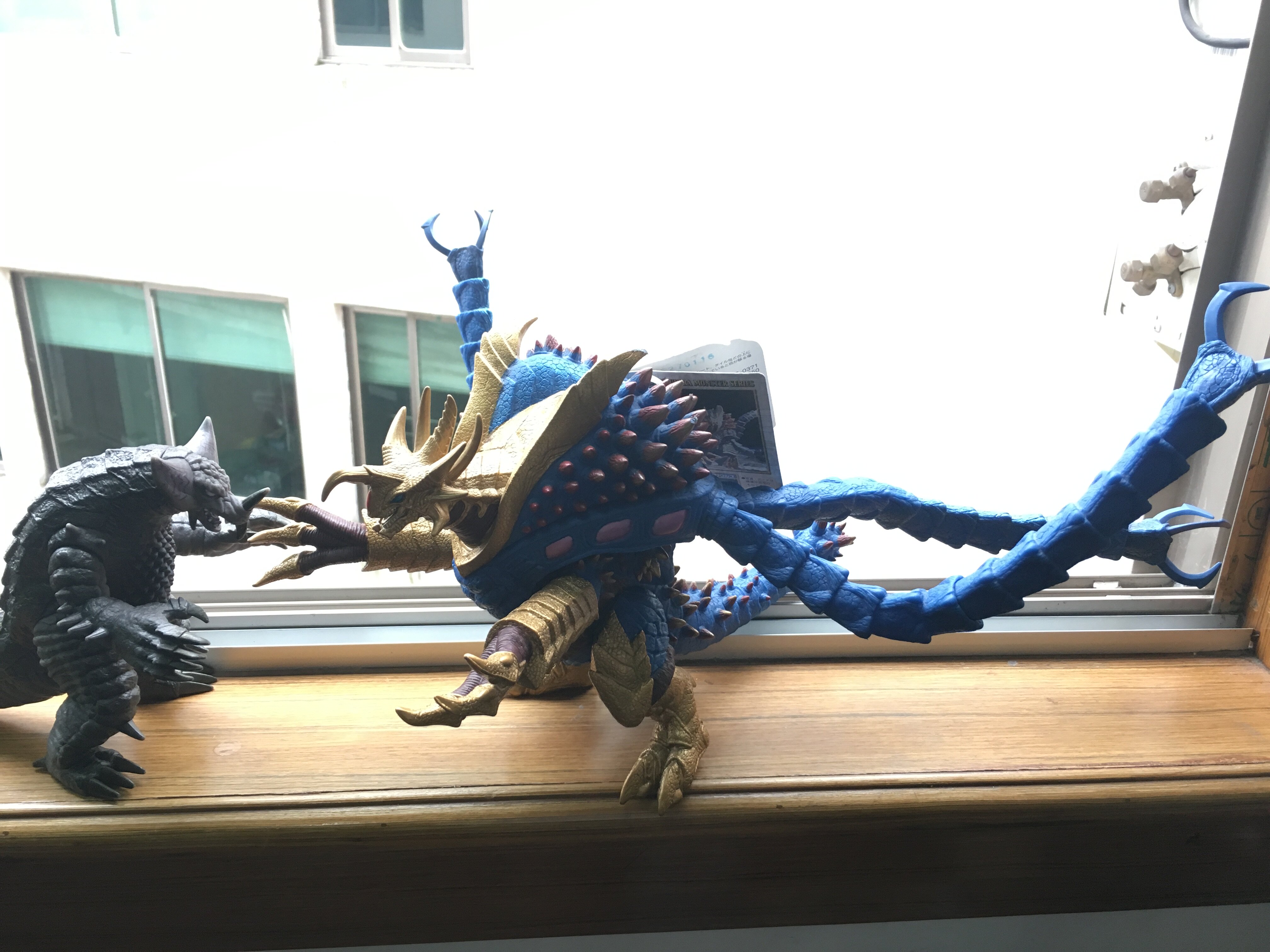 玩具梦比优斯剧场版奥特曼  怪兽软胶u杀手萨乌鲁斯 稀有