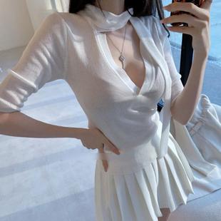 OnoevQJ615女人味飘带设计 针织se 性感深V领显胸薄款 短袖