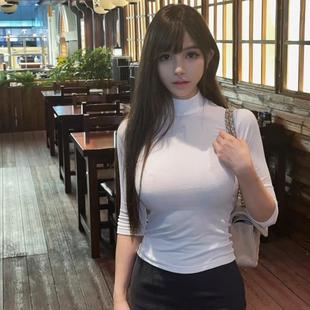 半高领紧身白色打底衫 韩国百搭气质辣妹上衣新中袖 显身材性感t恤