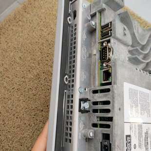 众桦AB触摸屏2711P T7C4D8议价