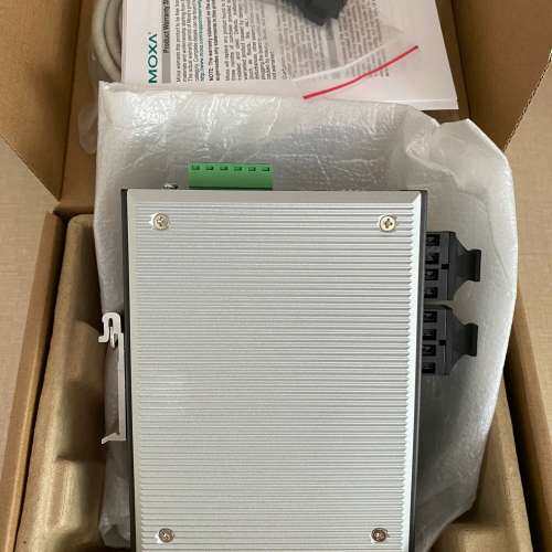 众桦摩莎MOXA EDS-408A-MM-SC    2光6电多议价