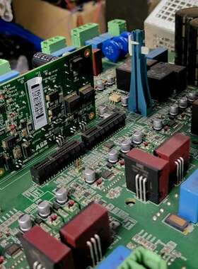 众桦DSQC431底座部分配件处理，没通讯板了，通讯板插议价