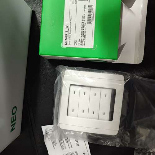 众桦KNX MTN6518智能控制面板,带红外，如议价