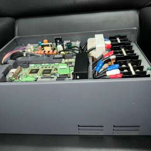 380V变频器 37kw 现议价 F740P 众桦FR