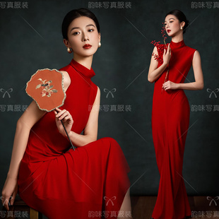 26影楼个人肖像新款写真中式红色氛围连衣裙主题国风高级摄影服装
