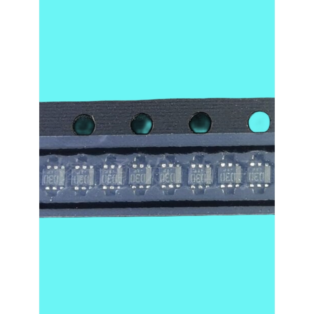 EMD30T2R/Trans BJT NPN/PNP 50V 100mA/200mA/EMT6丝印D30