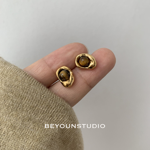 ZUORAN 百搭耳饰E06 美拉德棕色虎眼石豌豆设计感耳钉轻奢气质时尚