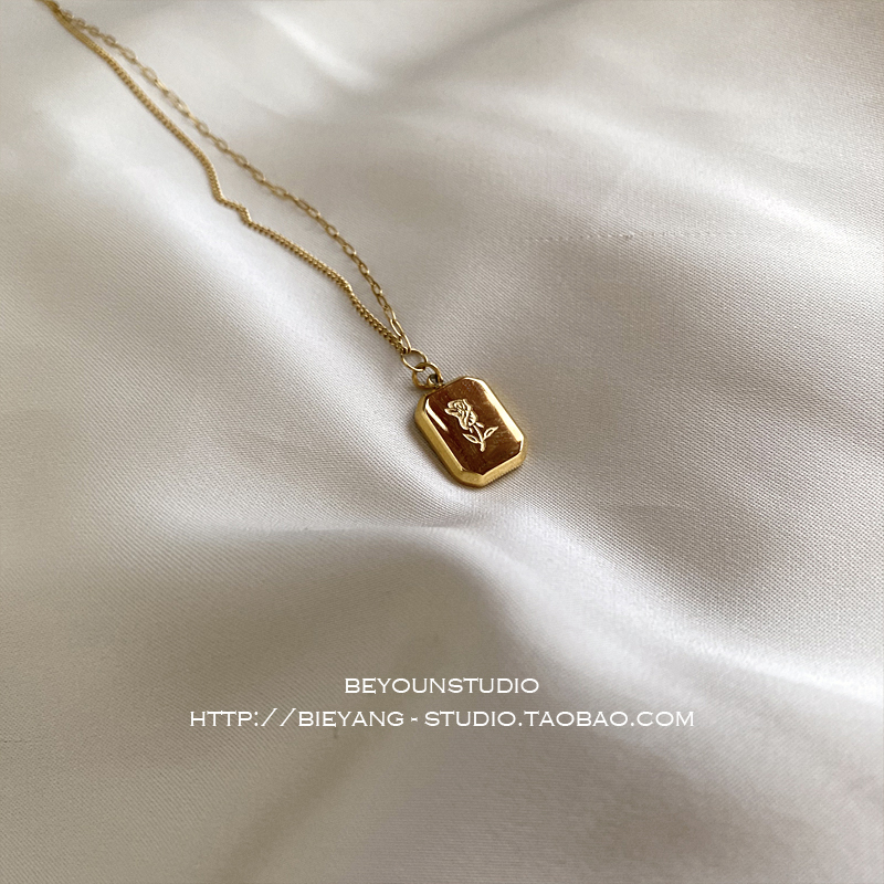 别样e282法式气质小众对称金项链