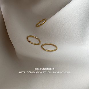 ZUORAN 推荐款ins韩风简约精致气质锆石小众钛钢百搭金色戒指RF81