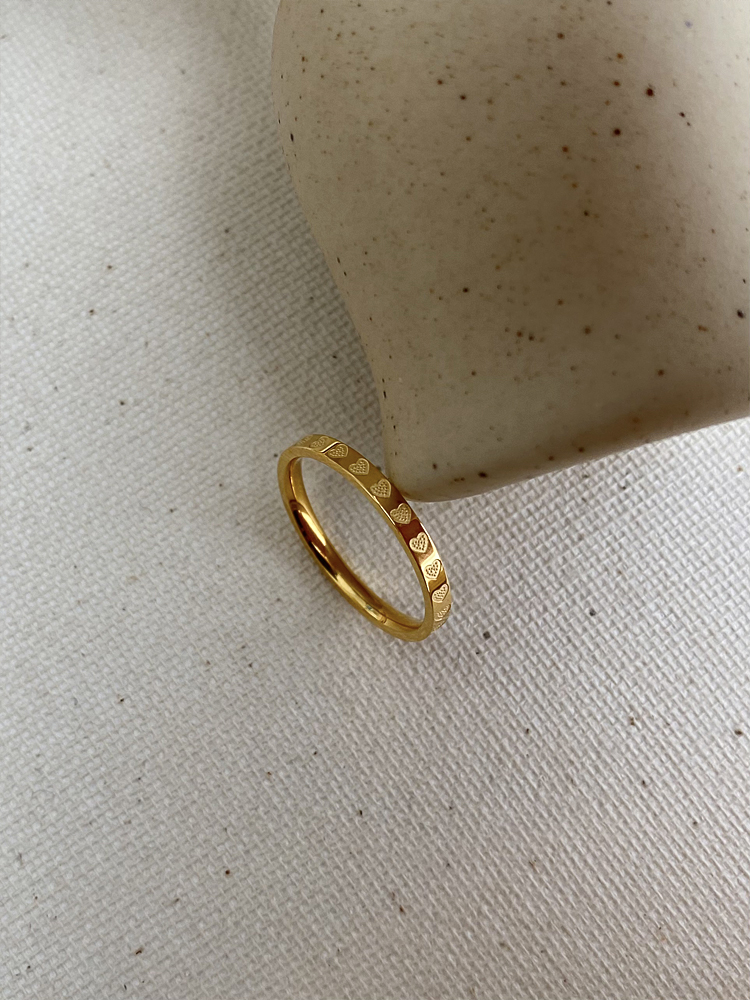 小众设计多颗爱心保色戒指情侣