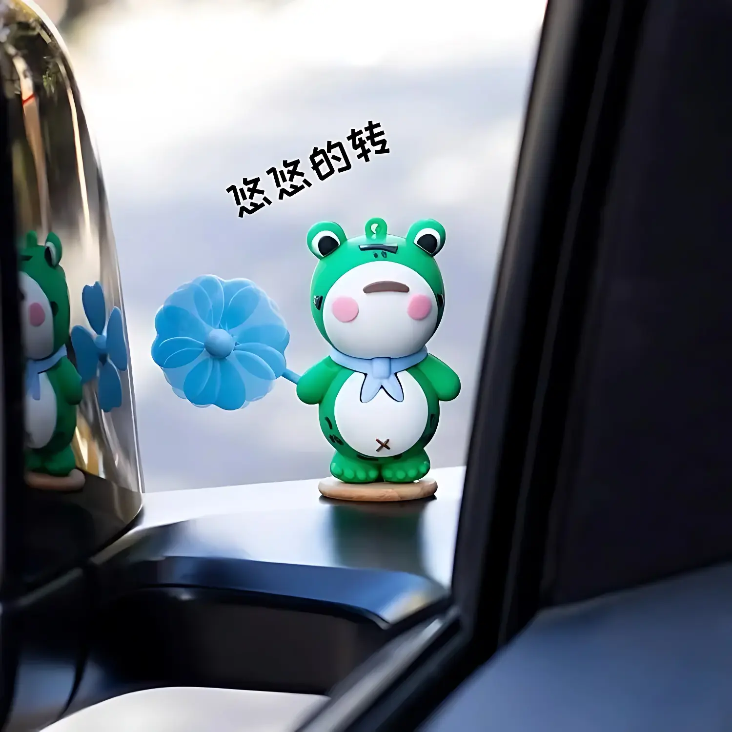 摩托车装饰品九号小刀台铃爱玛电动车通用潮流卖仔娃尾箱公仔摆件