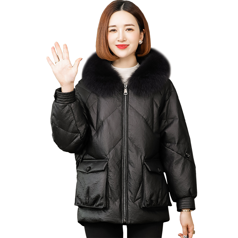 真皮羽绒服女短款2026冬新狐狸毛领宽松大码减龄海宁绵羊皮衣外套