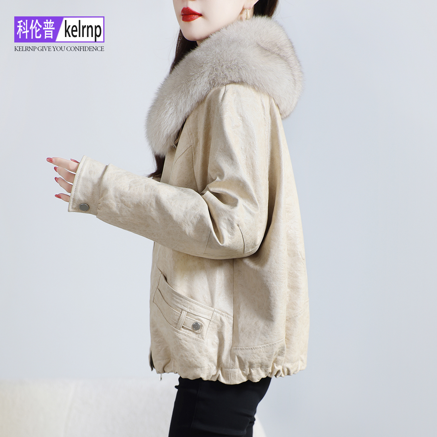 进口狐狸毛领真皮草大衣女2025冬新款原创休闲百搭保暖羽绒服外套