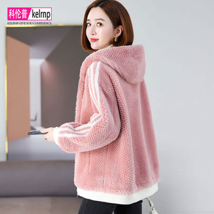 羊剪绒大衣女2026冬新中长款条纹连帽甜美海宁羔羊毛颗粒皮草外套