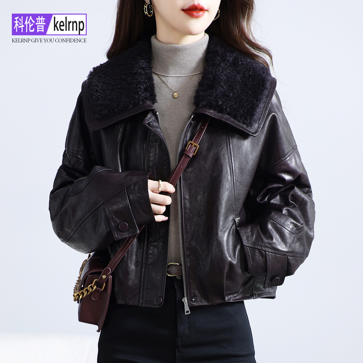 真皮羽绒服女2025冬羊毛领时尚翻领海宁油蜡头层绵羊皮衣鹅绒外套