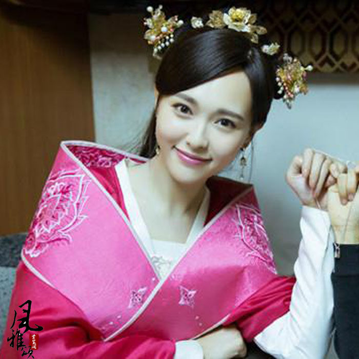 锦绣未央同款唐风汉服影视古装唐嫣李未央玫红色绣花小姐装演出服