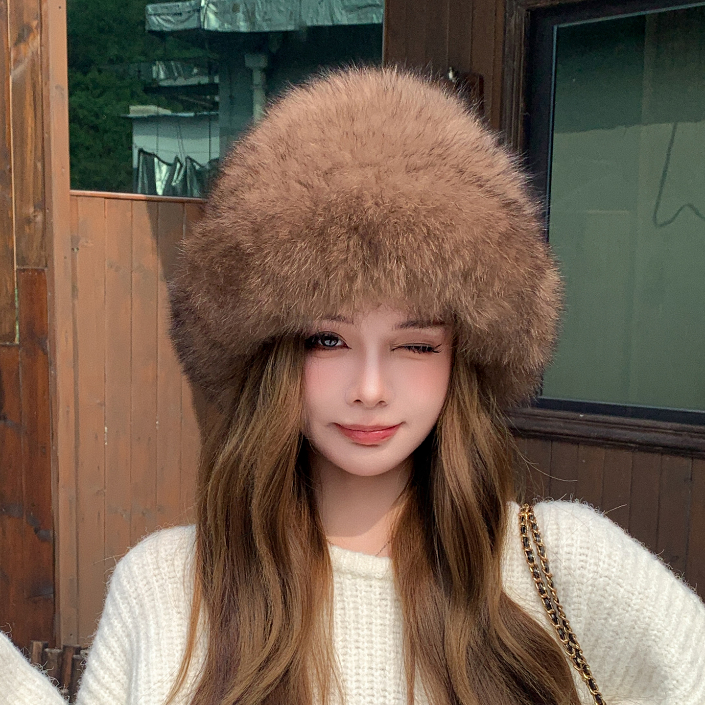 新款狐狸毛编织渔夫帽休闲保暖女士冬季整皮帽檐双面真毛皮草帽子