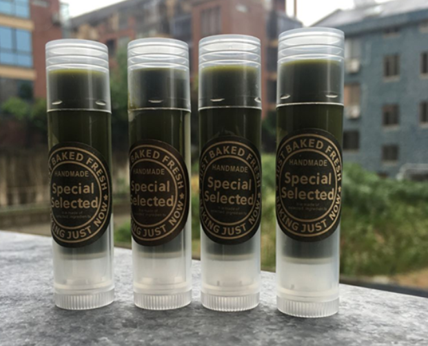 天然抹茶唇膏蜂蜡橄榄油ve营养唇膏滋润不油腻唇膏合适孕妇宝宝