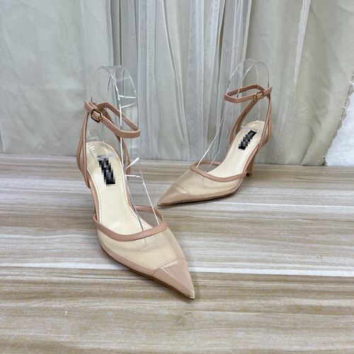 单鞋简约时尚新透气包头凉鞋