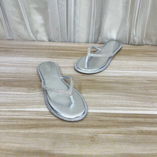 外贸原单女鞋新款时尚圆头纯色平底休闲日常夹趾带钻人字拖鞋凉鞋
