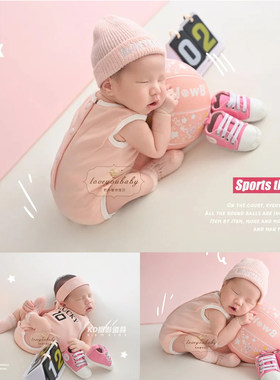 粉系篮球新生婴儿拍照主题 宝宝月子照可爱运动风服装KD摄影道具