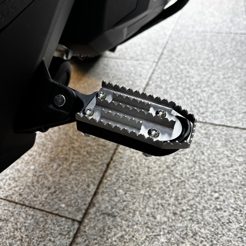 升仕368G后座脚踏板加宽防滑