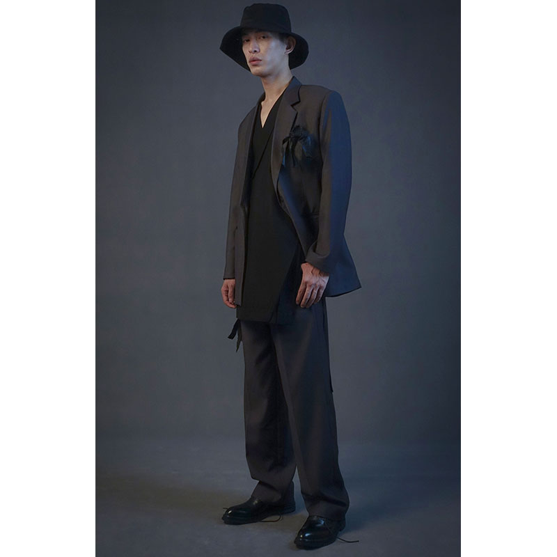 VAPOURBLUE GRAY RETRO SILHOUETTE SUITS FOR MEN AND WOMEN SPRING TEMPERAMENT LOOSE CASUAL LUXURY BLAZER