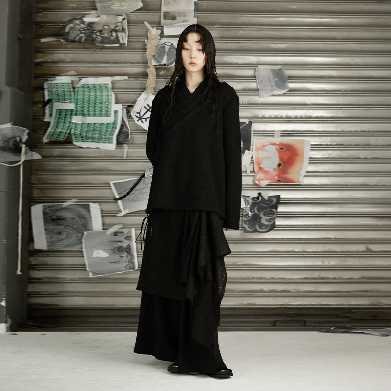 VAPOURBLUE新中式黑色打底针织衫