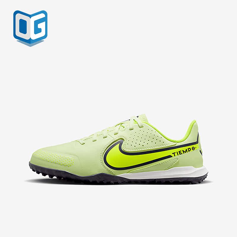 耐克正品大童运动足球鞋