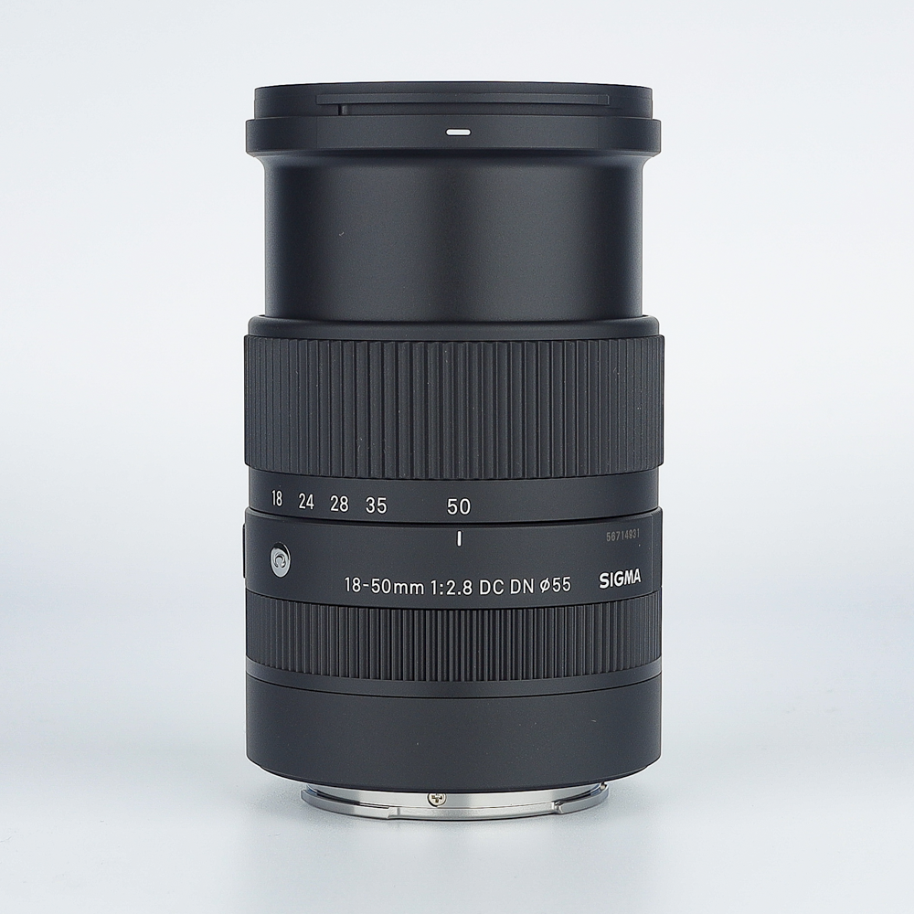 适马RF18-50mm F2.8 DC DN半画幅微单广角变焦镜
