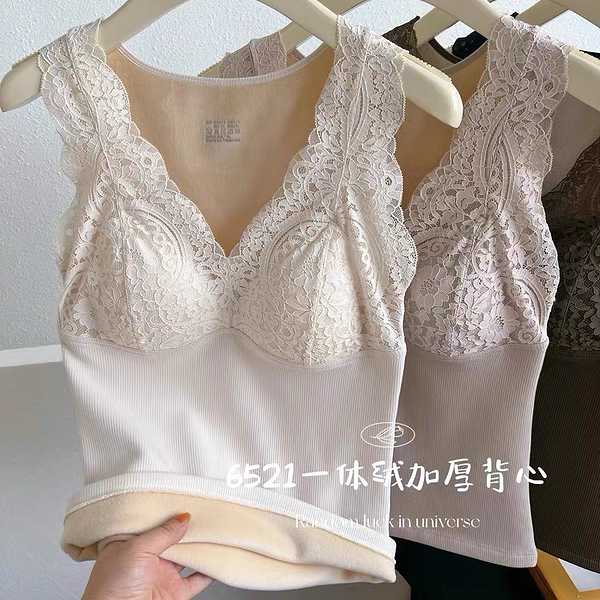 加绒加厚保暖背心带胸垫女蕾丝