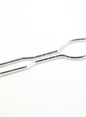 奥兰多汉特模型LZ0054路虎A03大梁金属铝合金CNC升级1:32银红二色