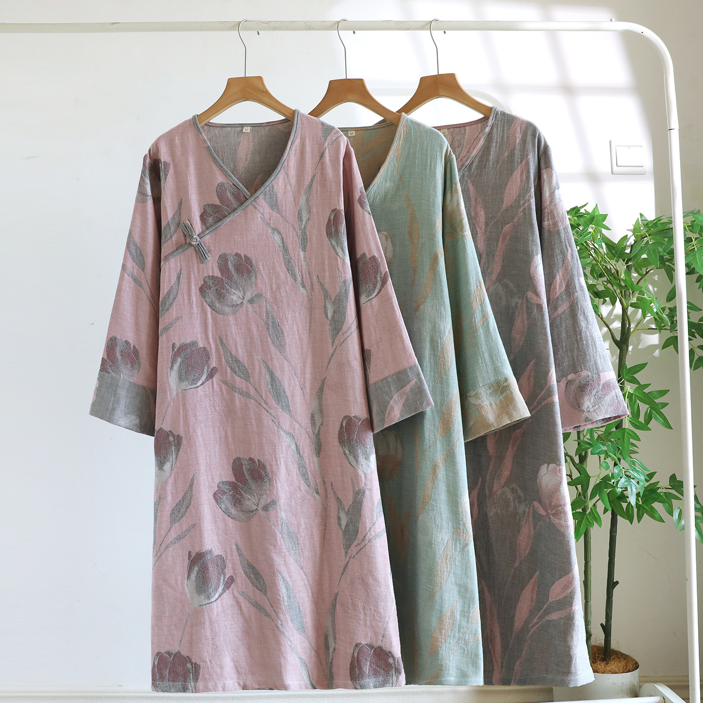 新款国风双层纱布睡裙女士春秋薄款纯棉提花新中式复古盘扣家居裙,女士内衣/男士内衣/家居服,睡衣/家居服套装,淘宝优惠券,粉丝福利购,淘宝优惠卷