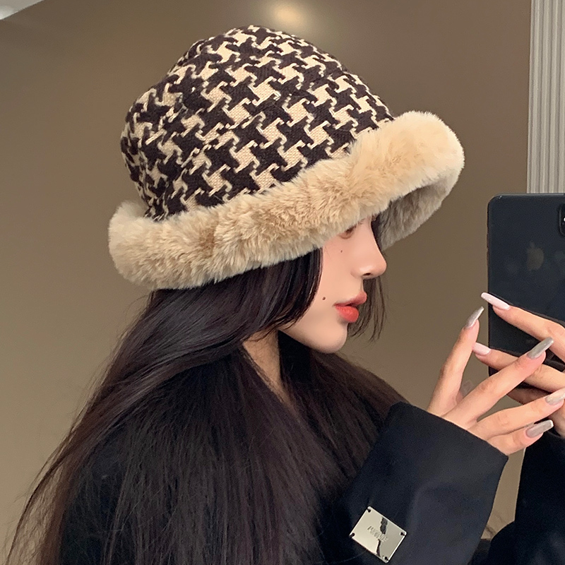 冬季毛绒绒抗寒保暖渔夫帽子女
