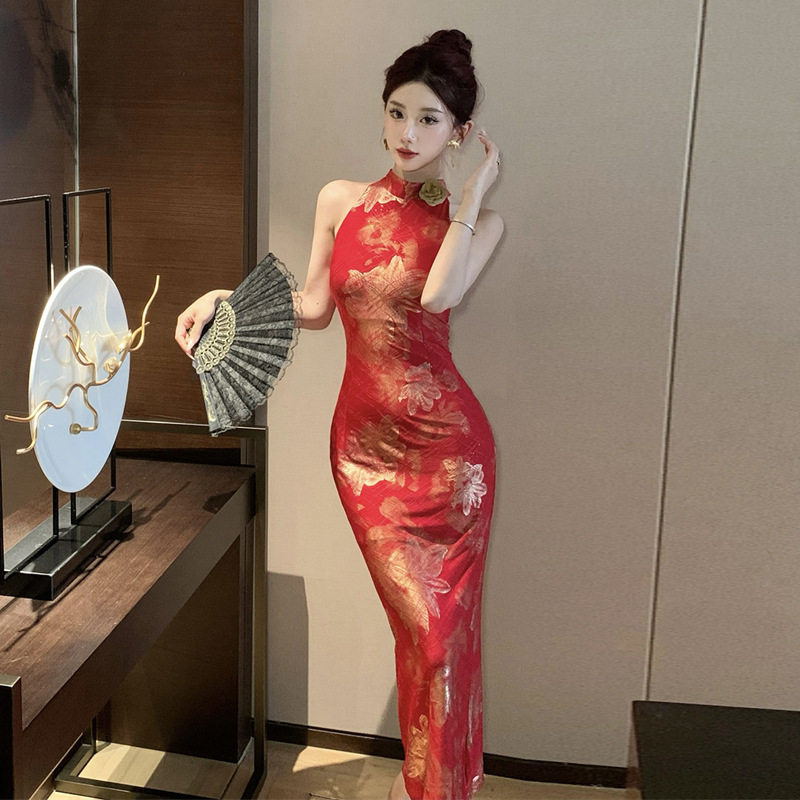 夜店性感挂脖烫金新中式印花改良旗袍伴娘敬酒服包臀连衣裙女新款