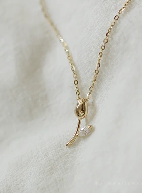 S925纯银镀14k金项链女气质小众设计感吊坠迷你郁金香花锁骨链女
