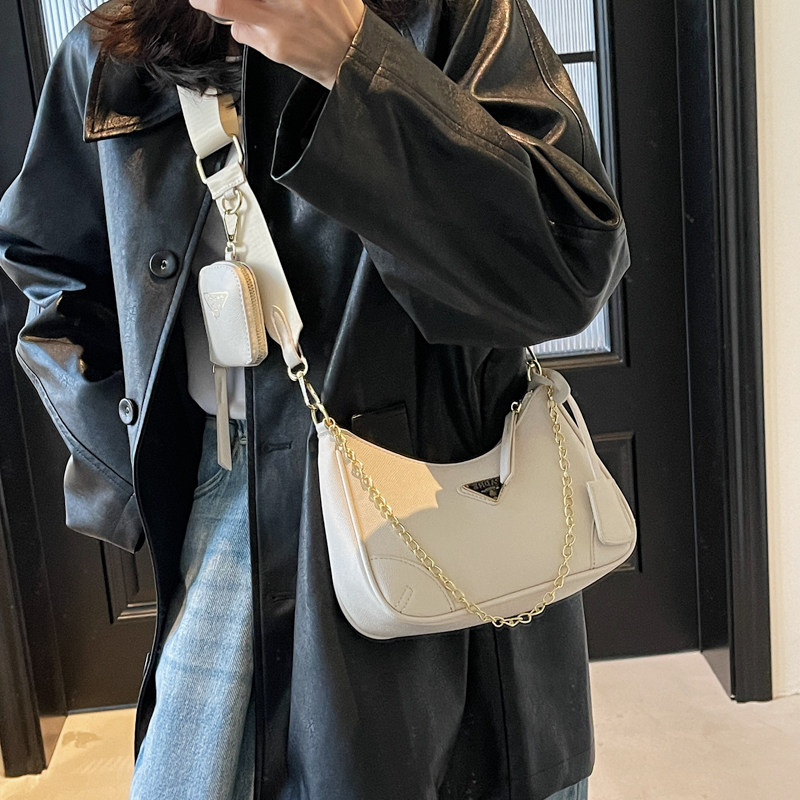 小众设计包包女2025新款气质单肩包时尚百搭通勤包简约腋下包小包,箱包皮具/热销女包/男包,通用款女包,淘宝优惠券,粉丝福利购,淘宝优惠卷