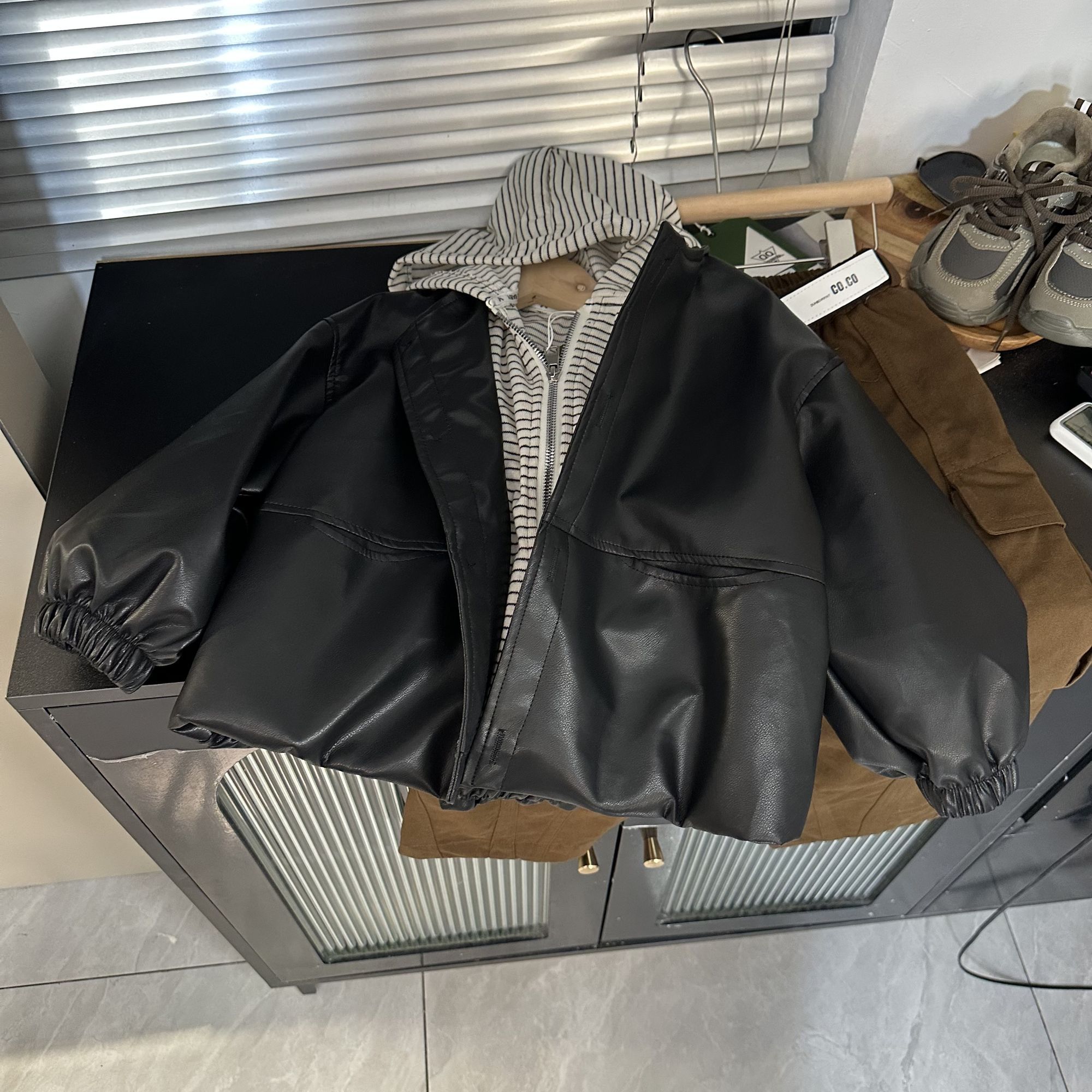 男童秋冬假两件外套加绒加厚皮衣冬季保暖儿童连帽夹克宝宝女童潮