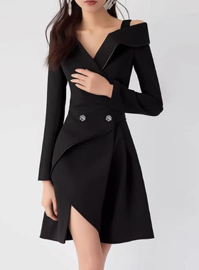 黑色御姐气质设计感V领连衣裙女2025年春季新款小众修身不规则裙